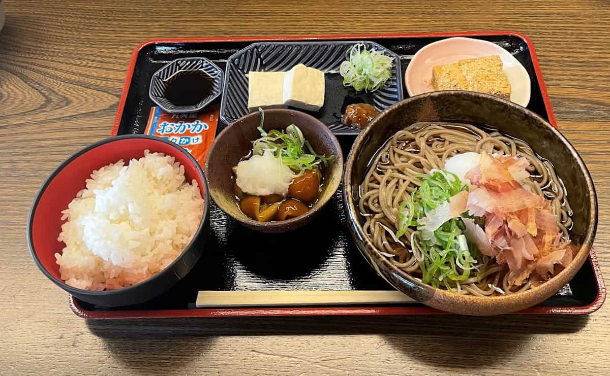 食彩館せせらぎの「鳥越御膳」