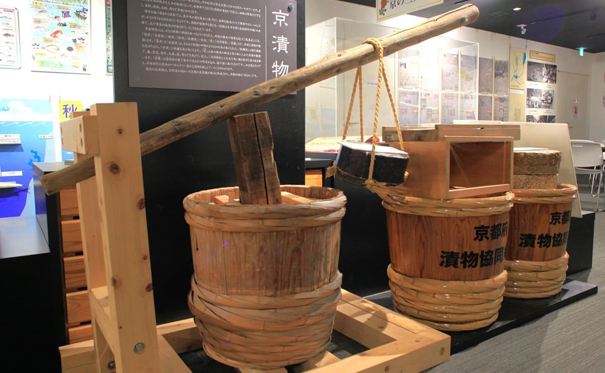 「あじわい館」の京漬物を紹介するコーナー