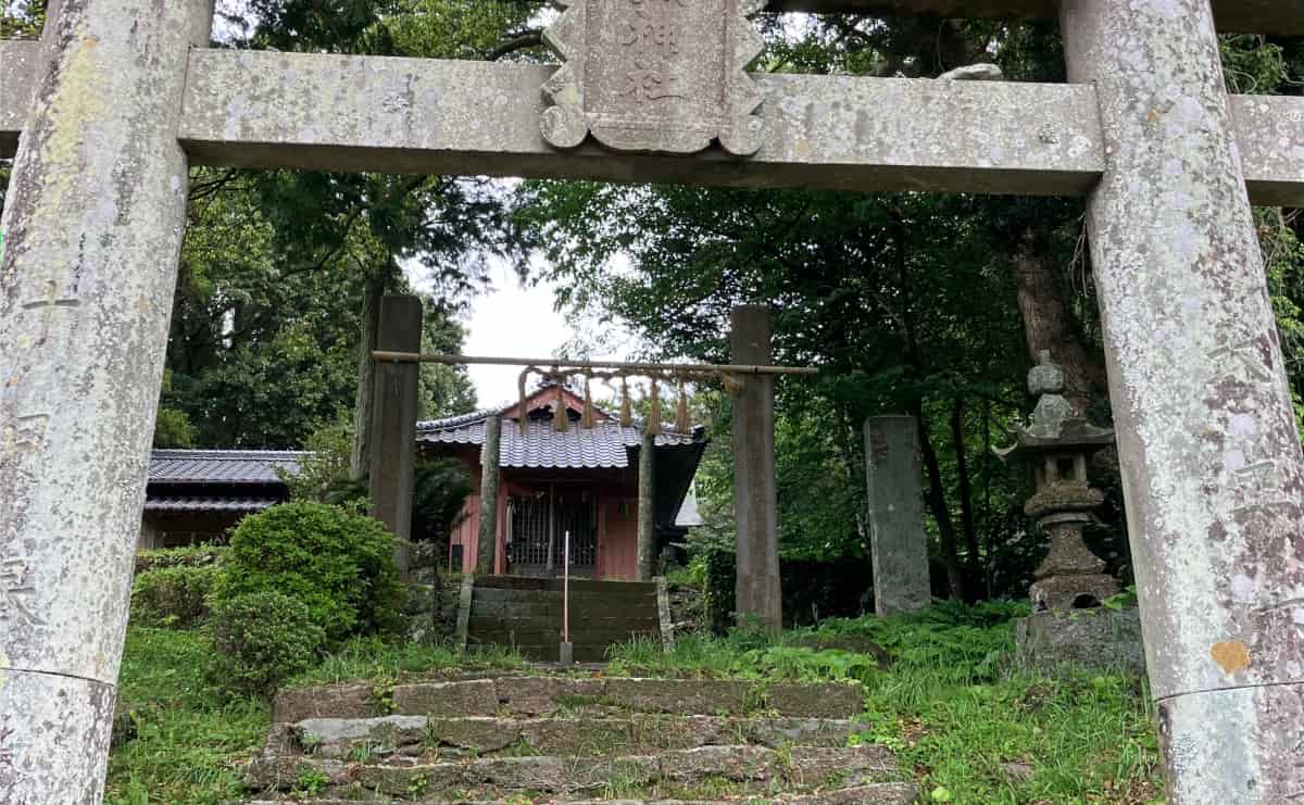 新城神社