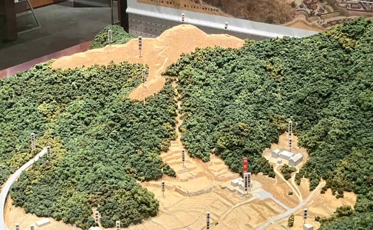 若狭国吉城歴史資料館内の国吉城址地形模型