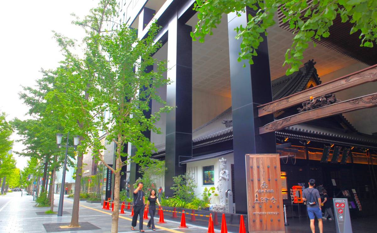 大阪御堂筋・三津寺あたり